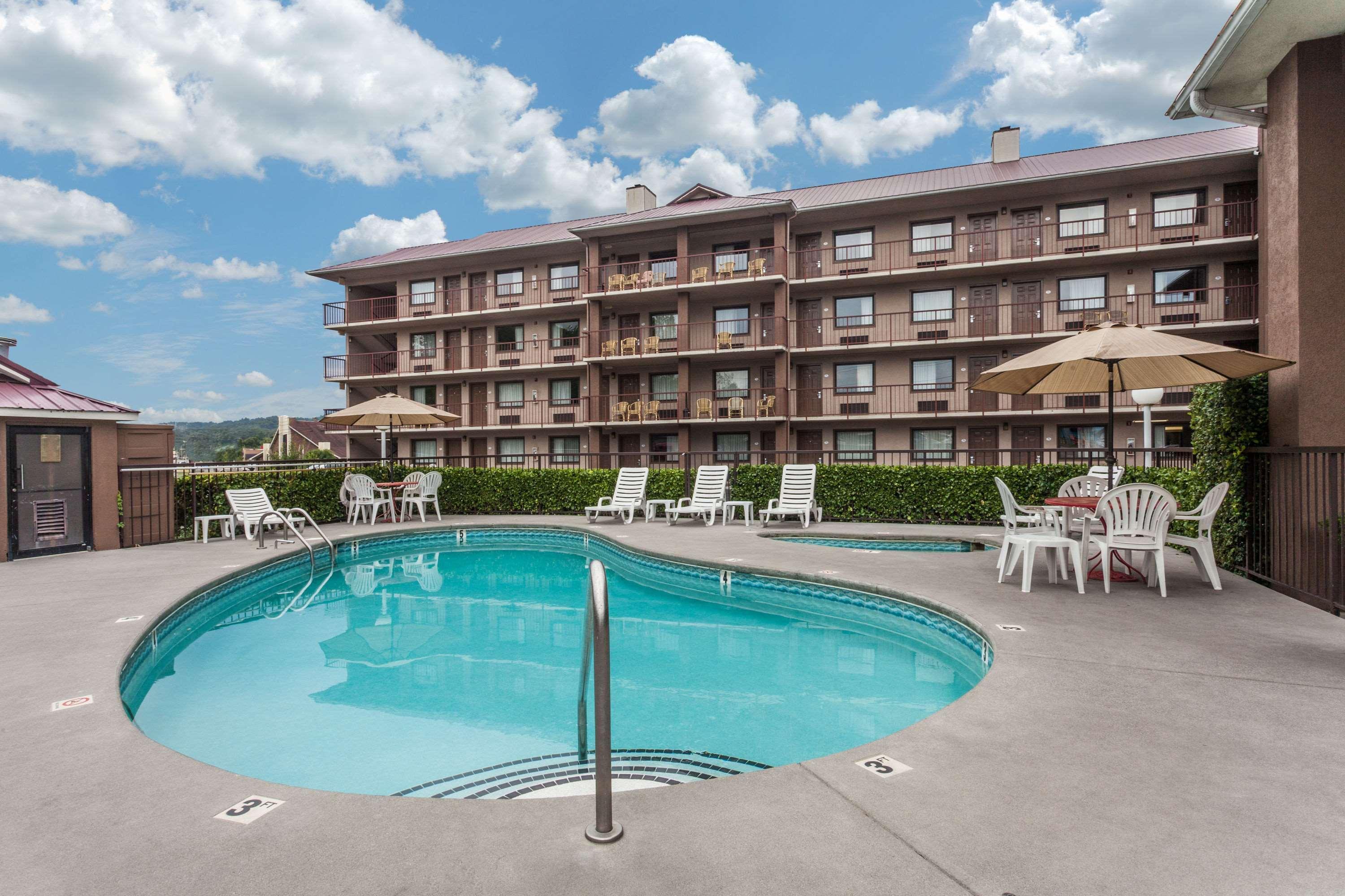 Baymont By Wyndham Pigeon Forge Near Island Drive Hotel Ngoại thất bức ảnh